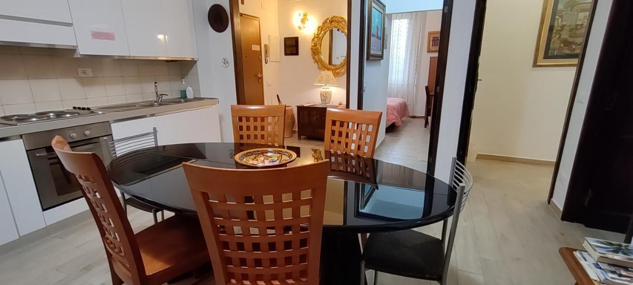 Pisa Central Station Room Rent Exterior photo