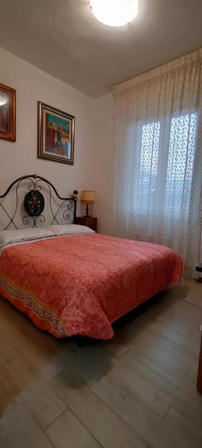 Pisa Central Station Room Rent Exterior photo